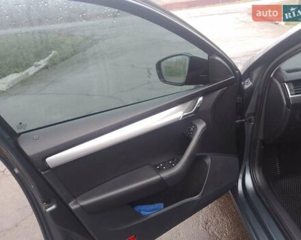 Серый Шкода Октавия, объемом двигателя 1.6 л и пробегом 287 тыс. км за 12300 $, фото 10 на Automoto.ua