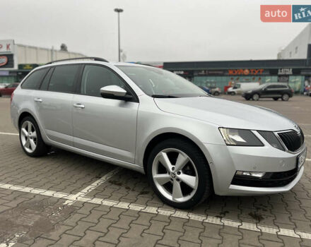 Серый Шкода Октавия, объемом двигателя 1.6 л и пробегом 222 тыс. км за 14100 $, фото 2 на Automoto.ua