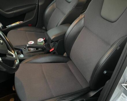 Серый Шкода Октавия, объемом двигателя 2 л и пробегом 243 тыс. км за 14900 $, фото 7 на Automoto.ua