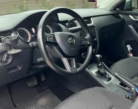 Сірий Шкода Октавія, об'ємом двигуна 2 л та пробігом 206 тис. км за 16599 $, фото 4 на Automoto.ua