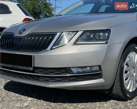 Шкода Октавия 2018 в Хусте на Automoto.ua Серый Шкода Октавия, объемом двигателя 1.6 л и пробегом 179 тыс. км за 14400 $, фото 7 на Automoto.ua