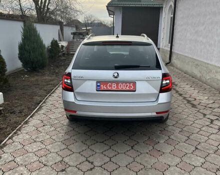 Серый Шкода Октавия, объемом двигателя 1.6 л и пробегом 207 тыс. км за 15500 $, фото 3 на Automoto.ua