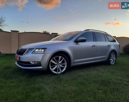 Серый Шкода Октавия, объемом двигателя 2 л и пробегом 240 тыс. км за 15499 $, фото 5 на Automoto.ua