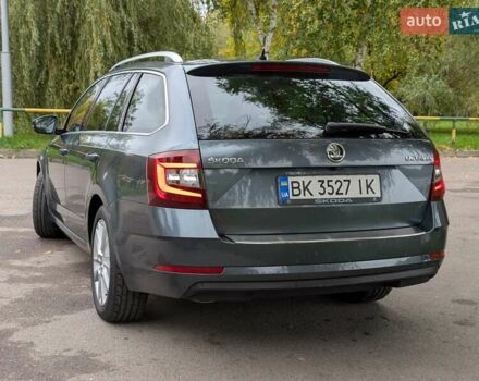 Серый Шкода Октавия, объемом двигателя 1.97 л и пробегом 235 тыс. км за 14700 $, фото 3 на Automoto.ua