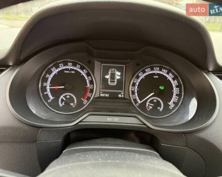 Сірий Шкода Октавія, об'ємом двигуна 1.6 л та пробігом 300 тис. км за 11300 $, фото 23 на Automoto.ua