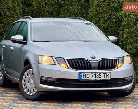 Сірий Шкода Октавія, об'ємом двигуна 1.6 л та пробігом 273 тис. км за 12800 $, фото 2 на Automoto.ua