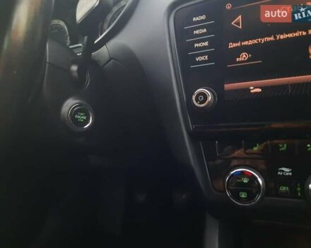 Серый Шкода Октавия, объемом двигателя 2 л и пробегом 240 тыс. км за 15499 $, фото 35 на Automoto.ua