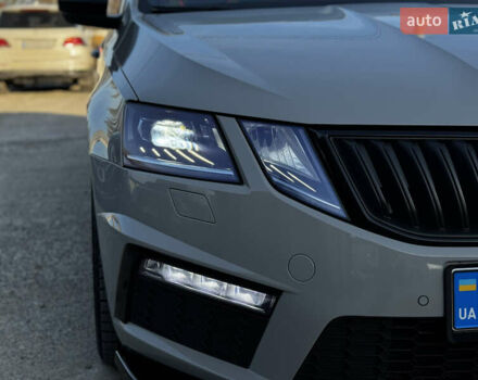 Серый Шкода Октавия, объемом двигателя 2 л и пробегом 193 тыс. км за 23999 $, фото 8 на Automoto.ua