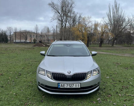 Сірий Шкода Октавія, об'ємом двигуна 2 л та пробігом 268 тис. км за 16300 $, фото 1 на Automoto.ua