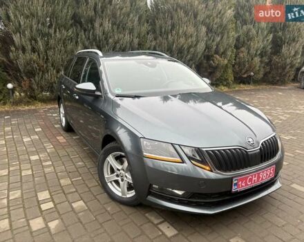 Серый Шкода Октавия, объемом двигателя 2 л и пробегом 197 тыс. км за 15850 $, фото 11 на Automoto.ua
