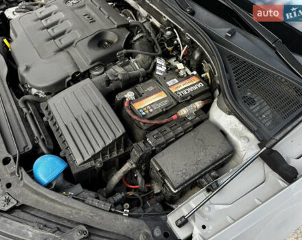 Серый Шкода Октавия, объемом двигателя 2 л и пробегом 193 тыс. км за 23999 $, фото 75 на Automoto.ua