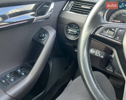 Сірий Шкода Октавія, об'ємом двигуна 2 л та пробігом 240 тис. км за 19400 $, фото 9 на Automoto.ua