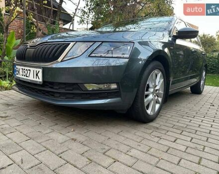 Шкода Октавия 2018 в Ужгороде на Automoto.ua Серый Шкода Октавия, объемом двигателя 1.97 л и пробегом 237 тыс. км за 15700 $, фото 1 на Automoto.ua