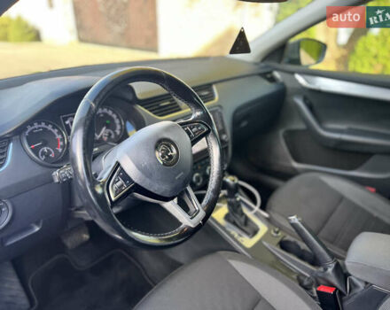 Сірий Шкода Октавія, об'ємом двигуна 1.6 л та пробігом 245 тис. км за 13999 $, фото 31 на Automoto.ua