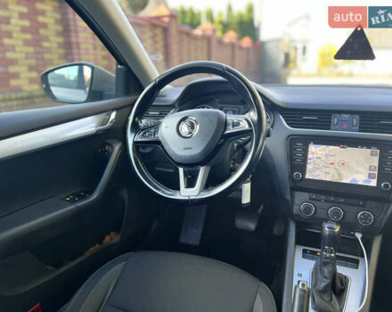 Сірий Шкода Октавія, об'ємом двигуна 1.6 л та пробігом 245 тис. км за 13999 $, фото 24 на Automoto.ua
