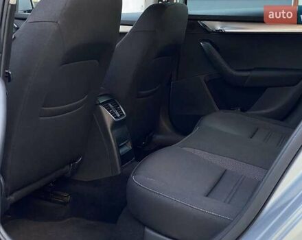 Шкода Октавия 2018 в Львове на Automoto.ua Серый Шкода Октавия, объемом двигателя 1.6 л и пробегом 118 тыс. км за 15750 $, фото 13 на Automoto.ua