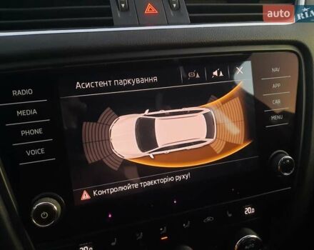 Серый Шкода Октавия, объемом двигателя 2 л и пробегом 240 тыс. км за 15499 $, фото 61 на Automoto.ua