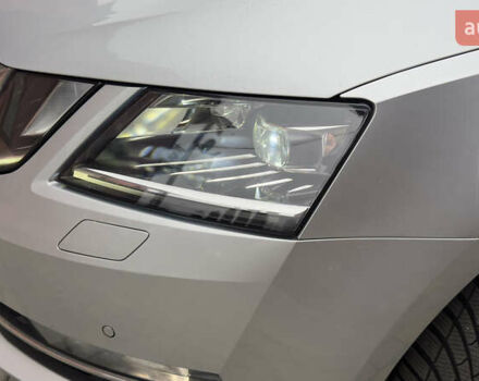 Серый Шкода Октавия, объемом двигателя 1.6 л и пробегом 194 тыс. км за 15450 $, фото 5 на Automoto.ua