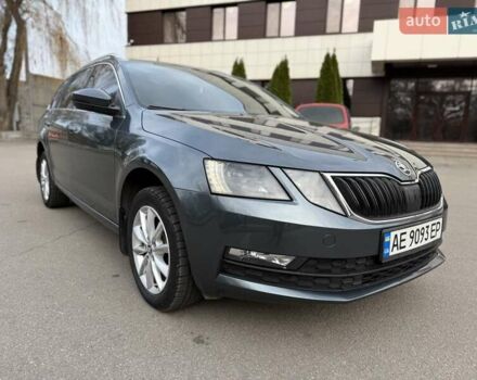 Сірий Шкода Октавія, об'ємом двигуна 1.6 л та пробігом 300 тис. км за 11300 $, фото 17 на Automoto.ua
