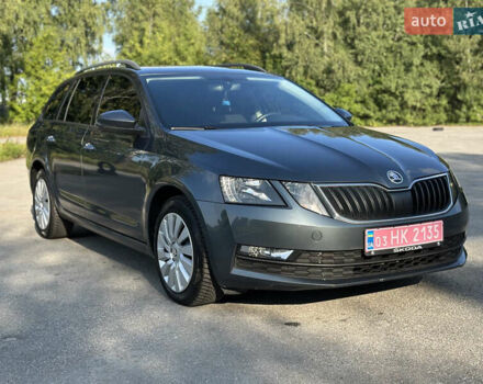 Серый Шкода Октавия, объемом двигателя 1.6 л и пробегом 173 тыс. км за 14400 $, фото 2 на Automoto.ua