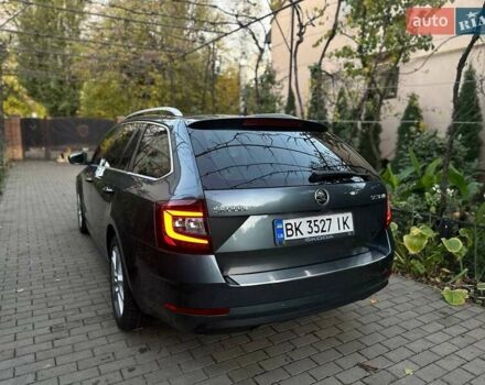 Шкода Октавия 2018 в Ужгороде на Automoto.ua Серый Шкода Октавия, объемом двигателя 1.97 л и пробегом 237 тыс. км за 15700 $, фото 10 на Automoto.ua