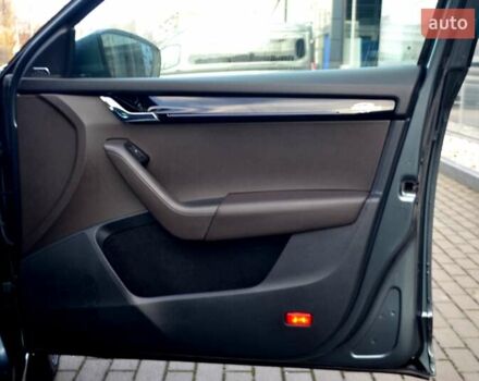 Сірий Шкода Октавія, об'ємом двигуна 2 л та пробігом 205 тис. км за 17800 $, фото 58 на Automoto.ua