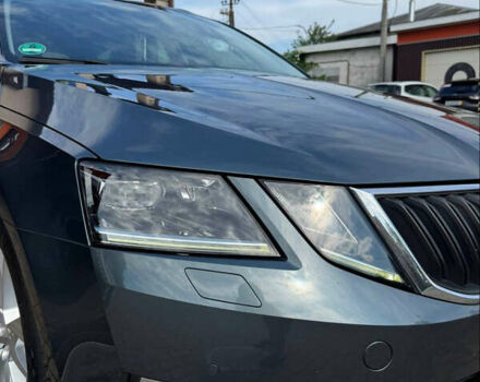 Сірий Шкода Октавія, об'ємом двигуна 1.6 л та пробігом 250 тис. км за 14500 $, фото 7 на Automoto.ua