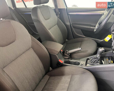 Шкода Октавия 2018 в Львове на Automoto.ua Серый Шкода Октавия, объемом двигателя 1.6 л и пробегом 194 тыс. км за 16950 $, фото 12 на Automoto.ua
