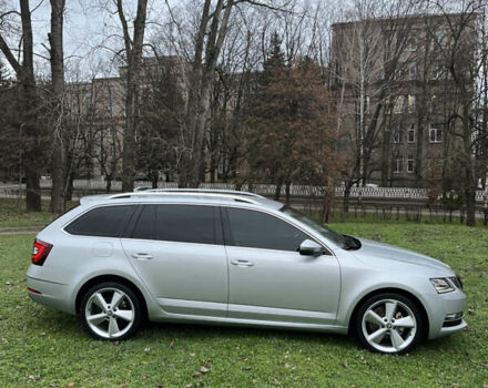 Сірий Шкода Октавія, об'ємом двигуна 2 л та пробігом 268 тис. км за 16300 $, фото 7 на Automoto.ua