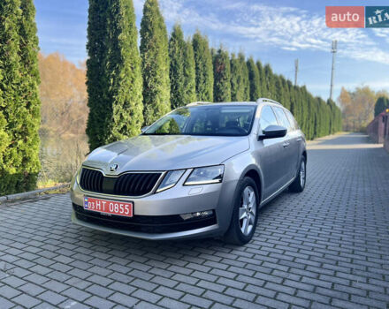 Сірий Шкода Октавія, об'ємом двигуна 1.6 л та пробігом 245 тис. км за 13999 $, фото 2 на Automoto.ua