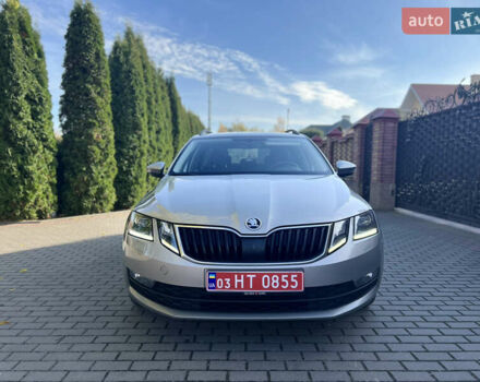 Сірий Шкода Октавія, об'ємом двигуна 1.6 л та пробігом 245 тис. км за 13999 $, фото 6 на Automoto.ua