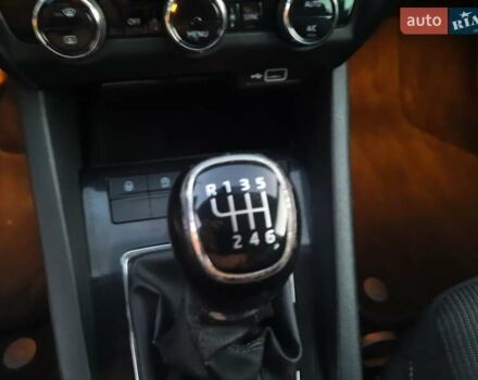 Серый Шкода Октавия, объемом двигателя 2 л и пробегом 240 тыс. км за 15499 $, фото 59 на Automoto.ua