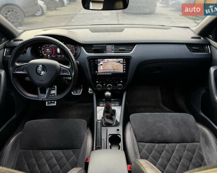 Серый Шкода Октавия, объемом двигателя 2 л и пробегом 193 тыс. км за 23999 $, фото 50 на Automoto.ua