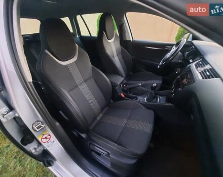 Серый Шкода Октавия, объемом двигателя 2 л и пробегом 240 тыс. км за 15499 $, фото 4 на Automoto.ua