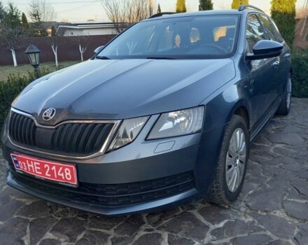 Серый Шкода Октавия, объемом двигателя 0 л и пробегом 296 тыс. км за 10500 $, фото 1 на Automoto.ua