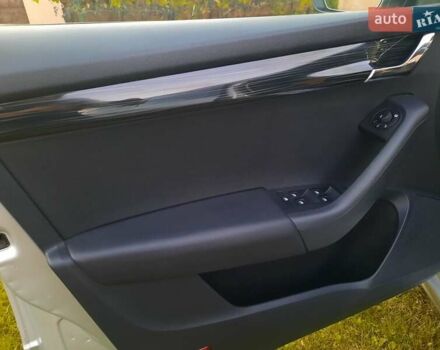 Серый Шкода Октавия, объемом двигателя 2 л и пробегом 240 тыс. км за 15499 $, фото 51 на Automoto.ua