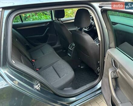 Шкода Октавия 2018 в Ужгороде на Automoto.ua Серый Шкода Октавия, объемом двигателя 1.97 л и пробегом 237 тыс. км за 15700 $, фото 26 на Automoto.ua