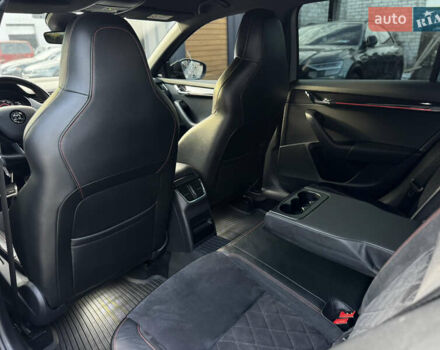 Серый Шкода Октавия, объемом двигателя 2 л и пробегом 193 тыс. км за 23999 $, фото 47 на Automoto.ua