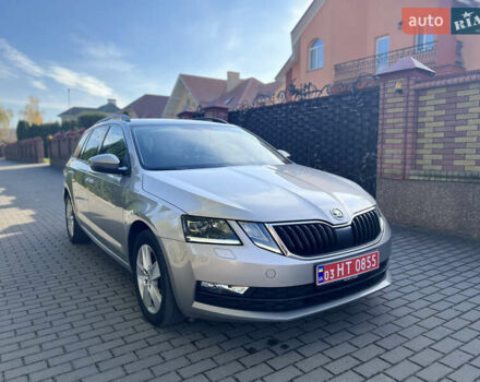 Сірий Шкода Октавія, об'ємом двигуна 1.6 л та пробігом 245 тис. км за 13999 $, фото 19 на Automoto.ua