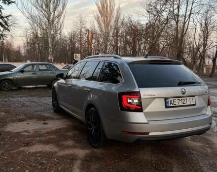 Шкода Октавия 2018 в Кривом Роге на Automoto.ua Серый Шкода Октавия, объемом двигателя 2 л и пробегом 257 тыс. км за 16500 $, фото 8 на Automoto.ua