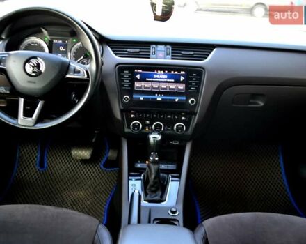 Сірий Шкода Октавія, об'ємом двигуна 2 л та пробігом 205 тис. км за 17800 $, фото 126 на Automoto.ua