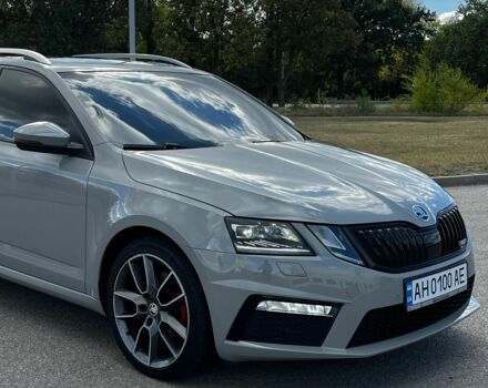 Серый Шкода Октавия, объемом двигателя 2 л и пробегом 155 тыс. км за 19800 $, фото 1 на Automoto.ua