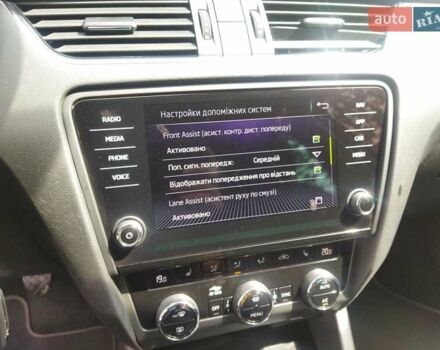Шкода Октавия 2019 в Житомире на Automoto.ua Серый Шкода Октавия, объемом двигателя 1.6 л и пробегом 211 тыс. км за 13499 $, фото 26 на Automoto.ua