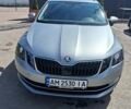 Серый Шкода Октавия, объемом двигателя 1.6 л и пробегом 220 тыс. км за 15855 $, фото 1 на Automoto.ua
