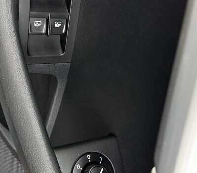 Сірий Шкода Октавія, об'ємом двигуна 1.6 л та пробігом 219 тис. км за 14300 $, фото 16 на Automoto.ua