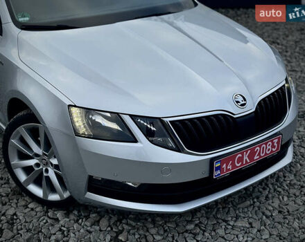 Серый Шкода Октавия, объемом двигателя 2 л и пробегом 291 тыс. км за 14800 $, фото 5 на Automoto.ua