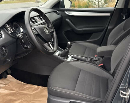 Сірий Шкода Октавія, об'ємом двигуна 1.6 л та пробігом 219 тис. км за 14300 $, фото 12 на Automoto.ua