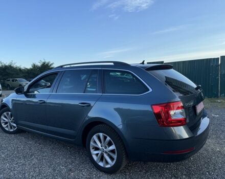 Серый Шкода Октавия, объемом двигателя 1.6 л и пробегом 325 тыс. км за 13500 $, фото 3 на Automoto.ua