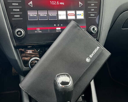 Серый Шкода Октавия, объемом двигателя 2 л и пробегом 270 тыс. км за 14500 $, фото 41 на Automoto.ua