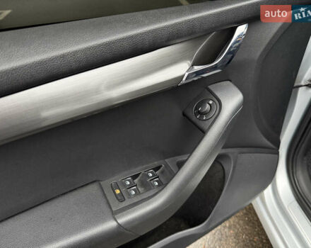 Серый Шкода Октавия, объемом двигателя 1.97 л и пробегом 233 тыс. км за 18800 $, фото 19 на Automoto.ua